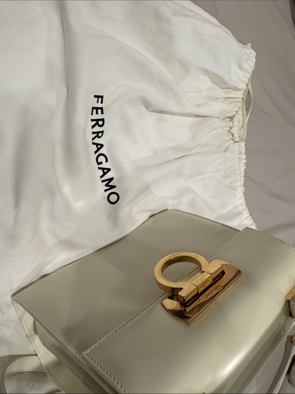 Salvatore Ferragamo Iconic Gancini Top Handle bag - Picture 7 of 7